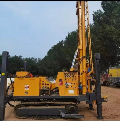 临空区岩石井施工